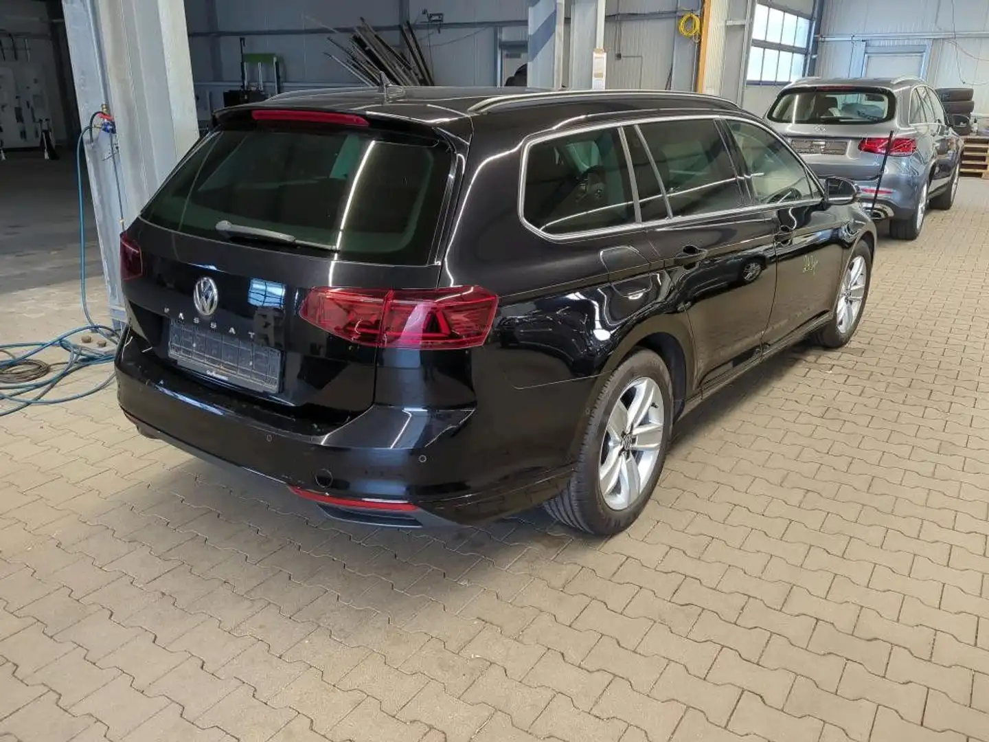 Volkswagen Passat Variant 2.0tdi DSG/AHK/LM17"/Kamera/ACC Schwarz - 2