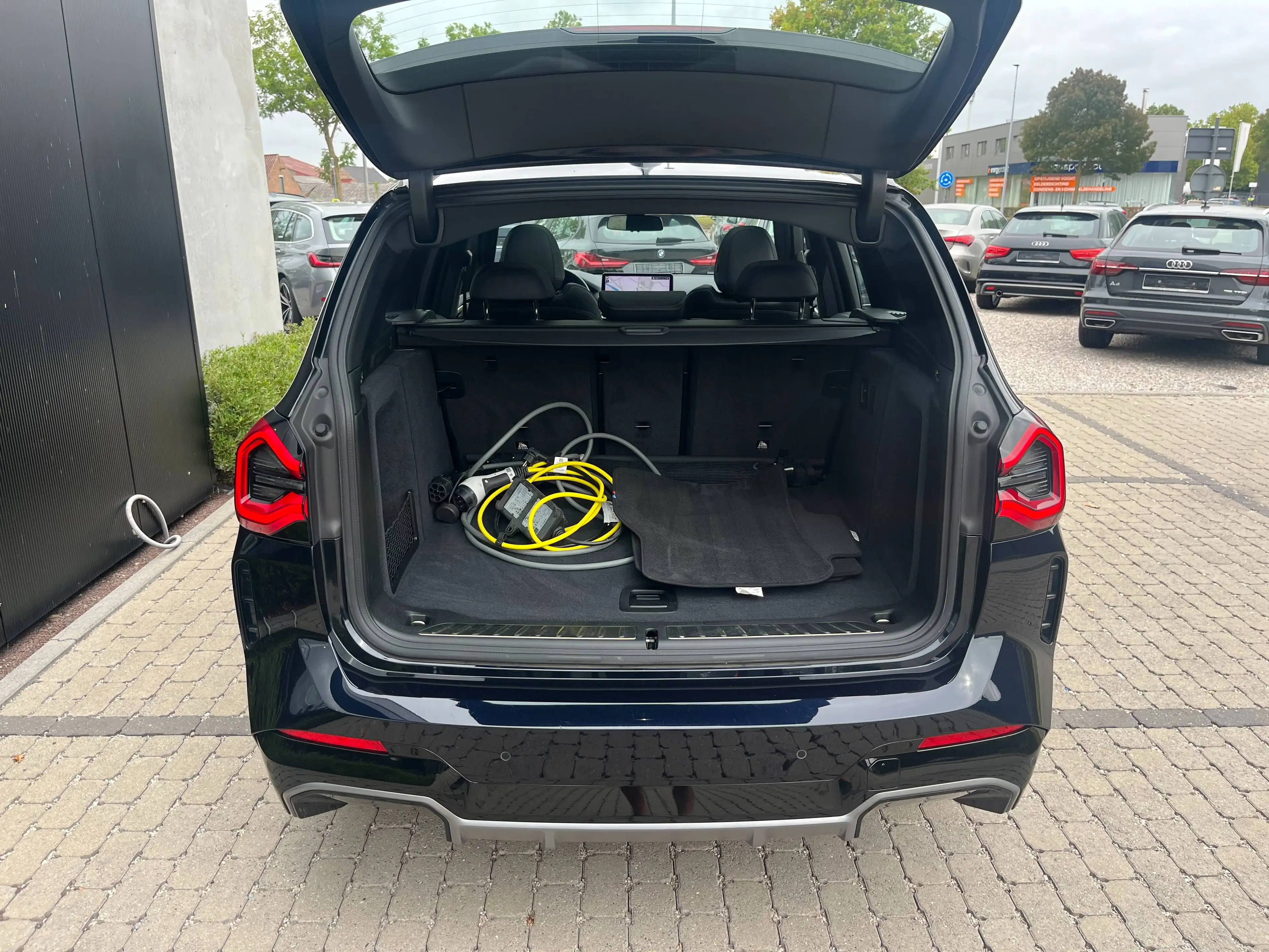BMW iX3 iX3 80 kWh M-Sportpakket Panodak/Leder/BLIS/Camera/...!! — photo 15