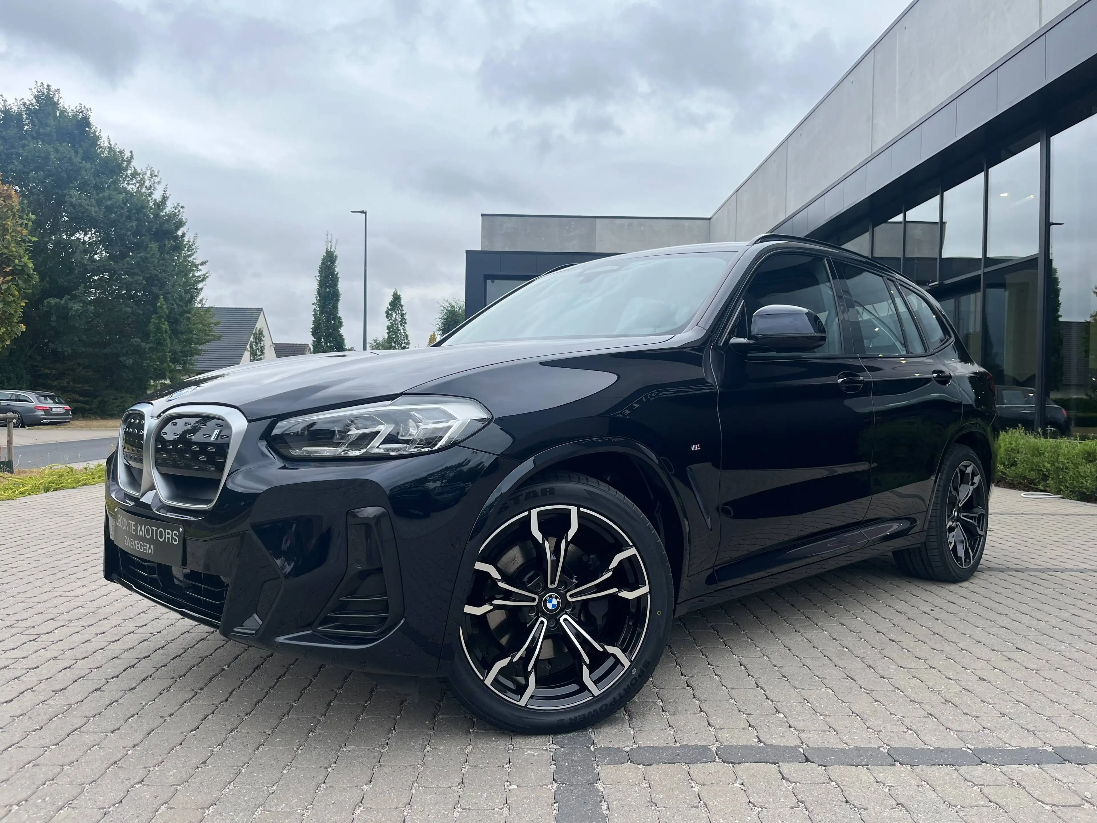 BMW iX3 iX3 80 kWh M-Sportpakket Panodak/Leder/BLIS/Camera/...!! — photo 2
