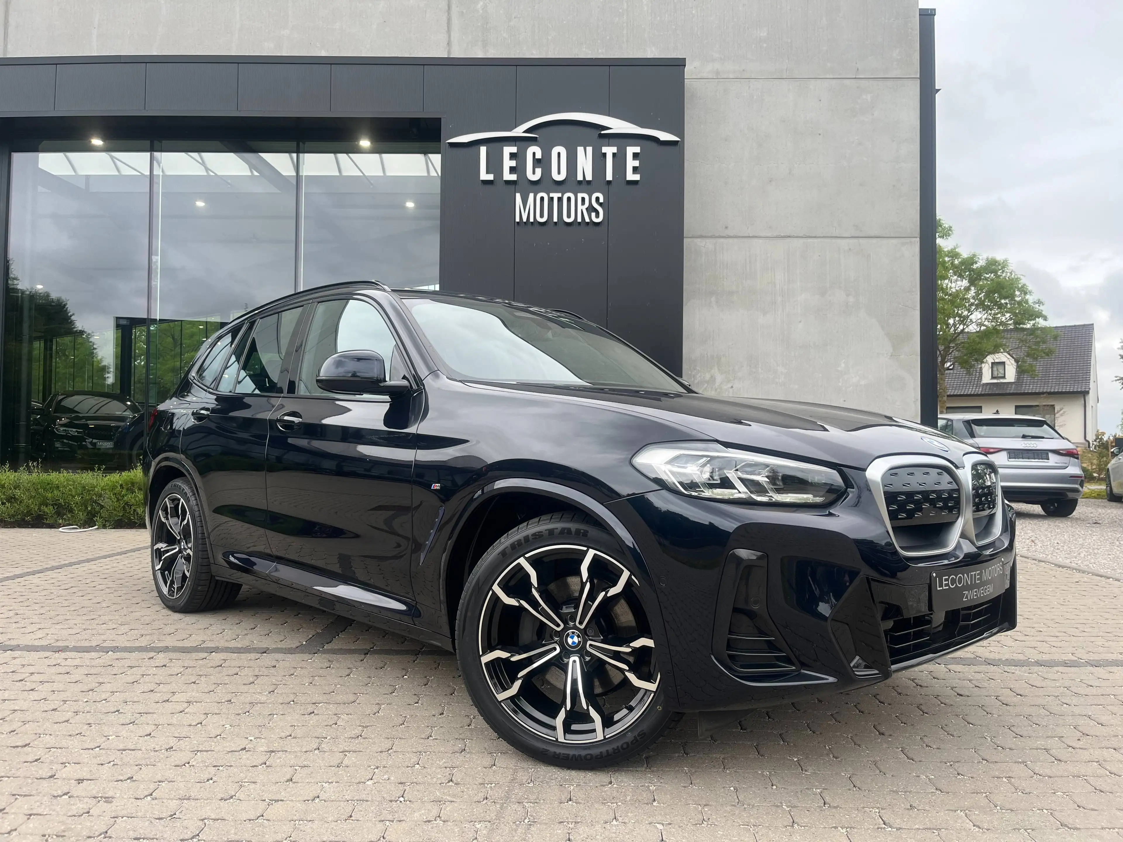 BMW iX3 iX3 80 kWh M-Sportpakket Panodak/Leder/BLIS/Camera/...!!
