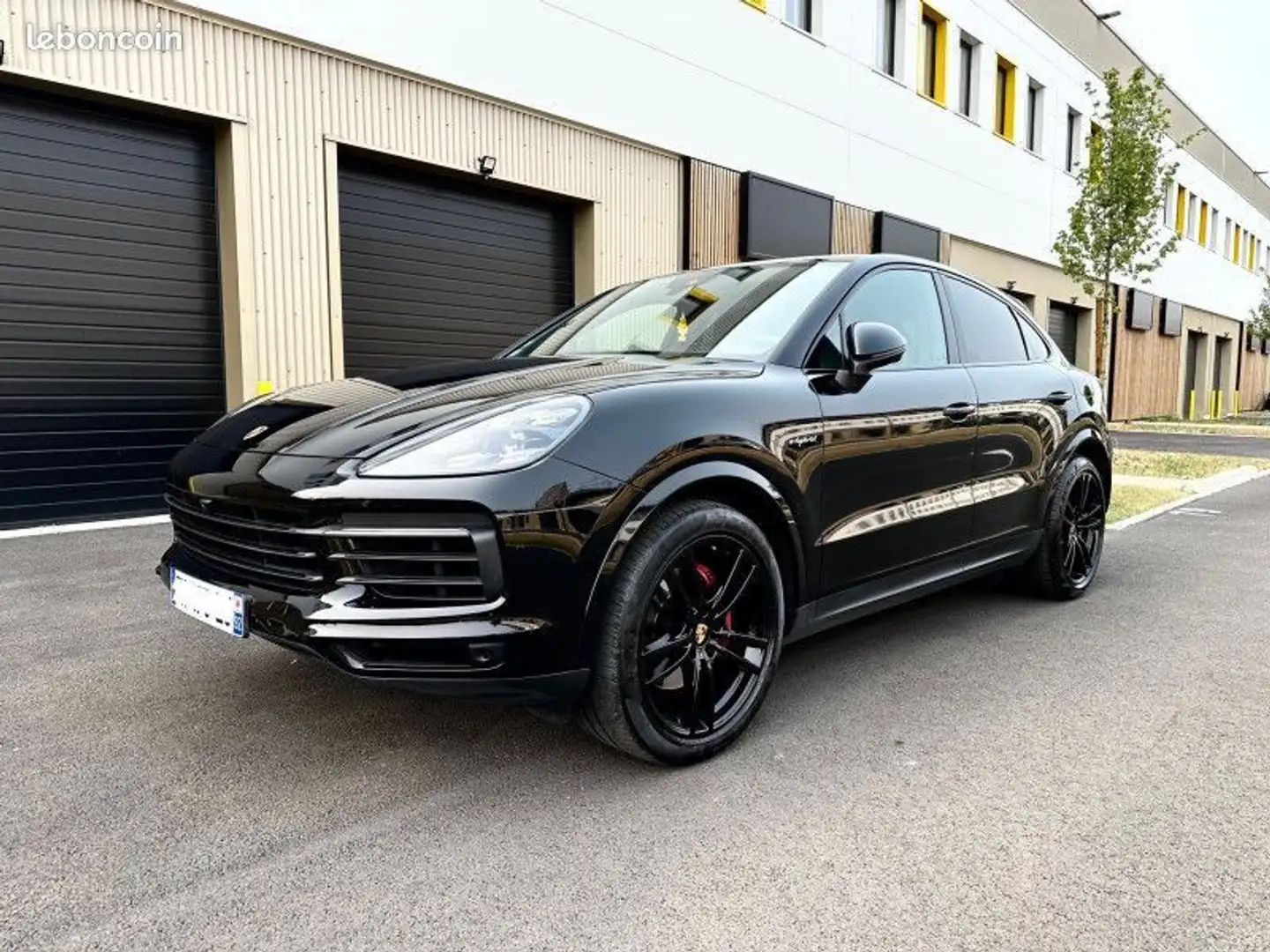 Porsche Cayenne (9YA) 3.0 V6 462CH E-HYBRID GRATUITE Negro - 1