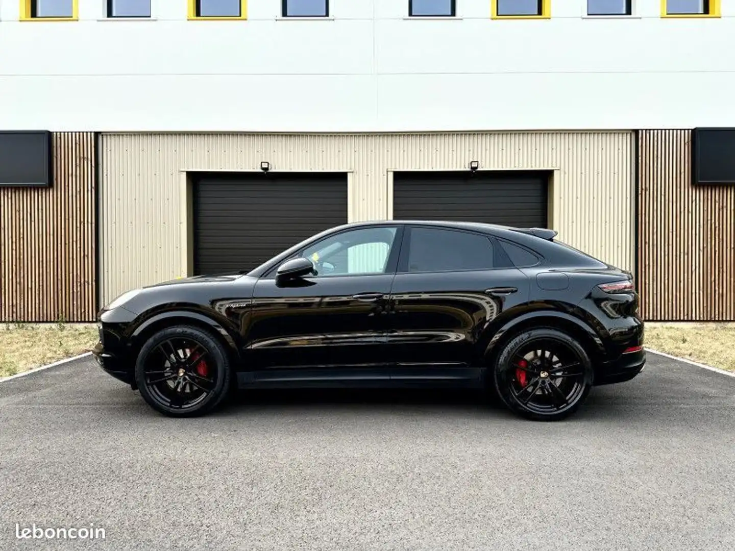 Porsche Cayenne (9YA) 3.0 V6 462CH E-HYBRID GRATUITE Negro - 2