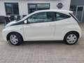Toyota Aygo AYGO x-play*KLIMA*Bluetooth*ZV*TOP*49000km* Білий - thumbnail 3