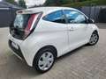 Toyota Aygo AYGO x-play*KLIMA*Bluetooth*ZV*TOP*49000km* Білий - thumbnail 5