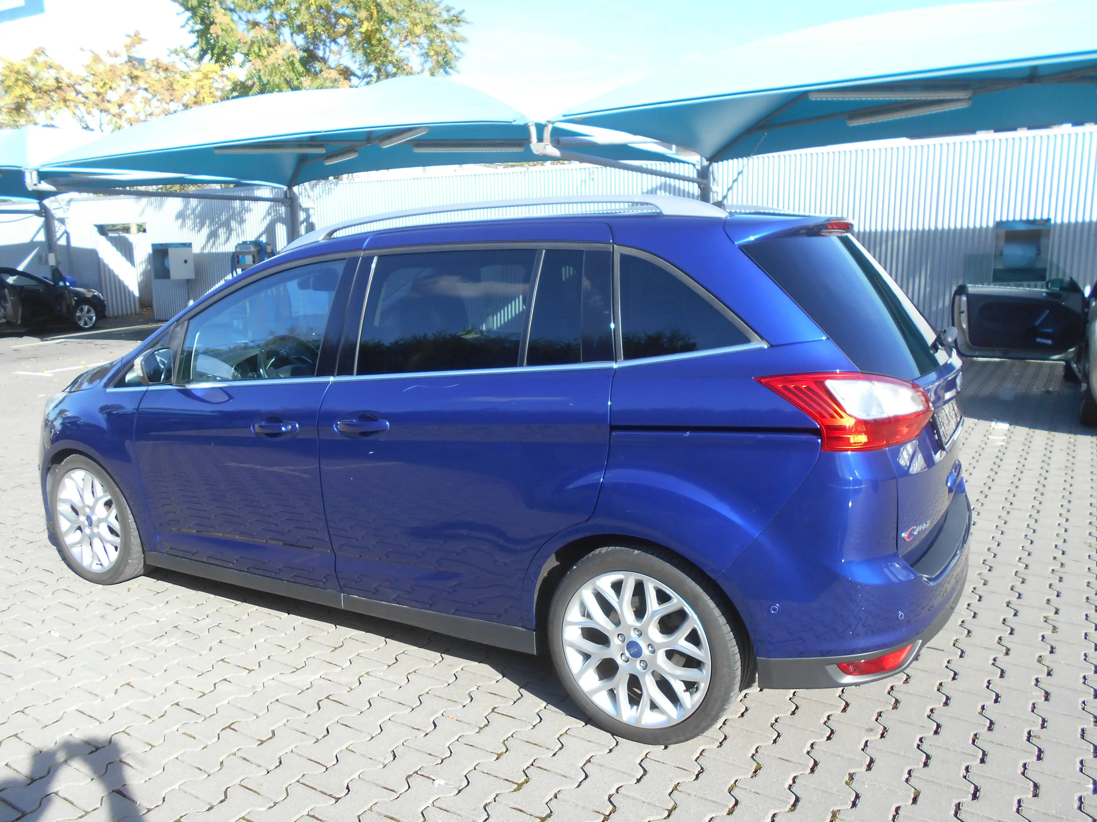 Ford Grand C-Max Titanium/KLIMA/NAVI/EURO 6 — photo 6