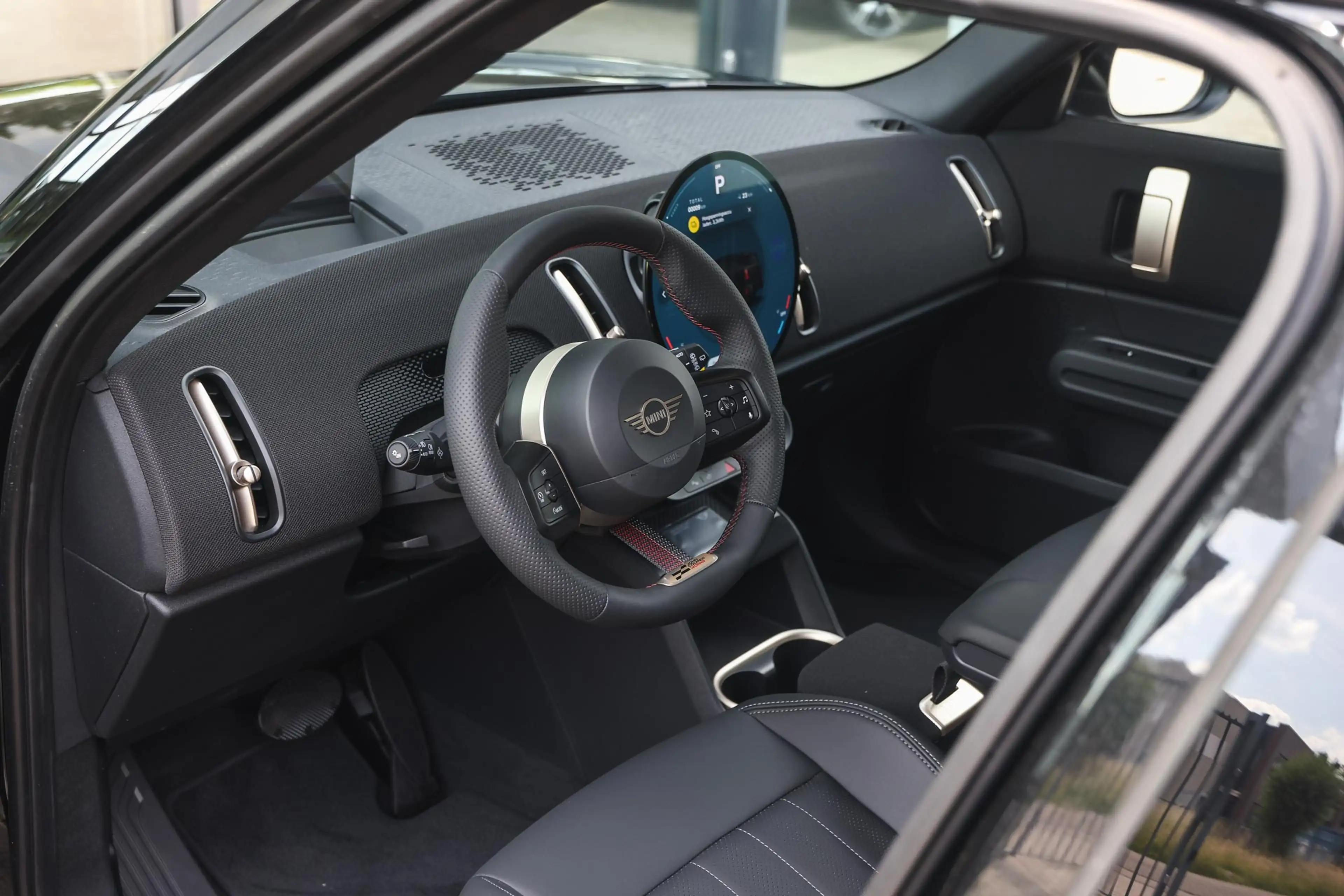 MINI Countryman E / John Cooper Works / Pakket S / 20" JCW Flag Spok — photo 11