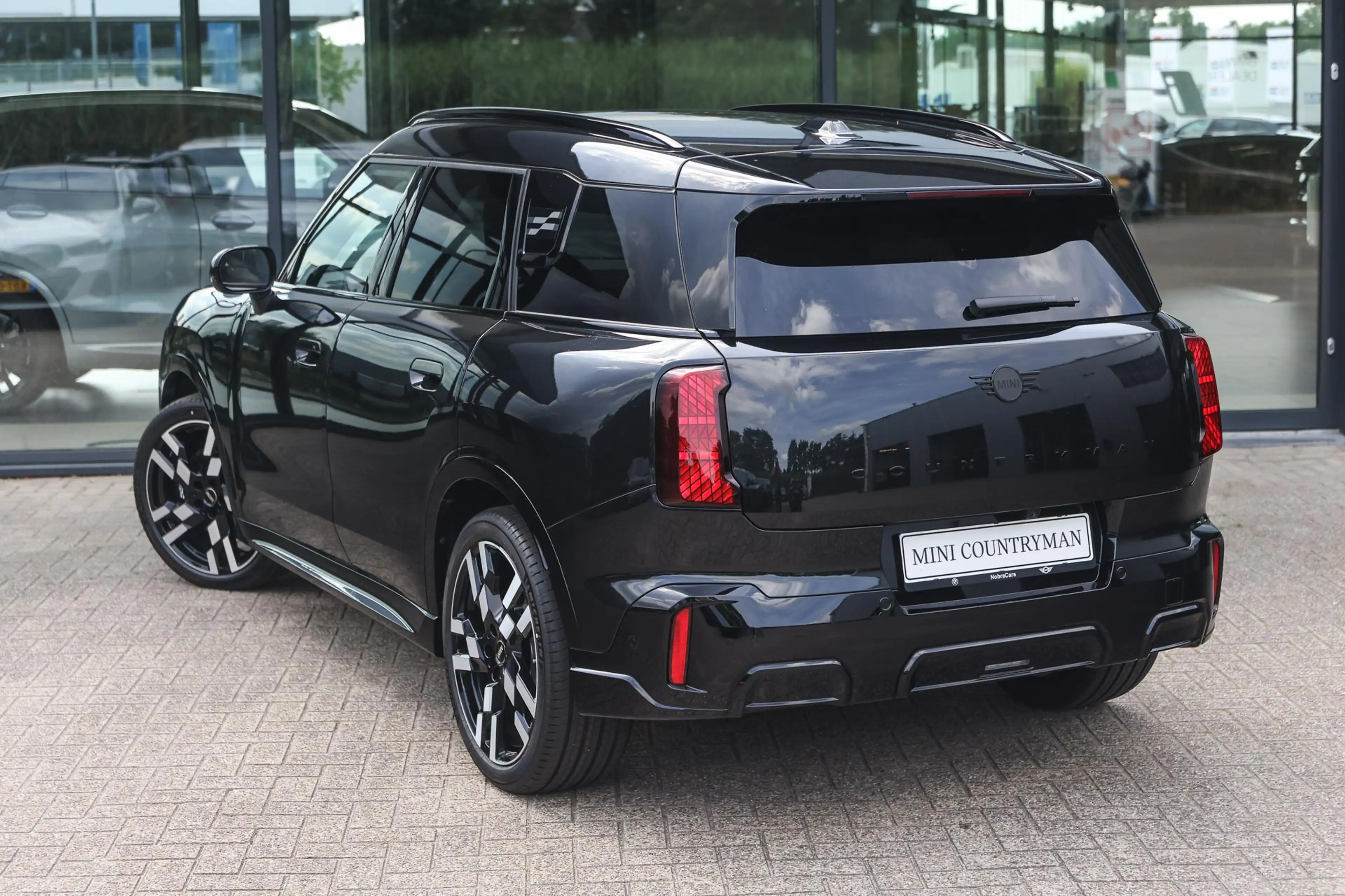 MINI Countryman E / John Cooper Works / Pakket S / 20" JCW Flag Spok — photo 2