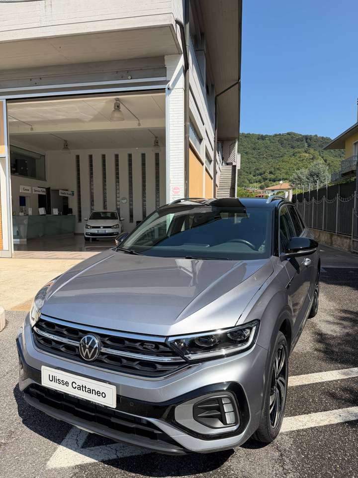 Volkswagen T-Roc T-ROC 2024 1.500 TSI 150 Cv R-Line DSG