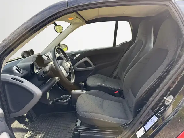 Smart Fortwo view 8