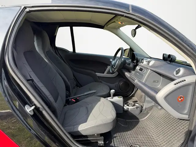Smart Fortwo view 9