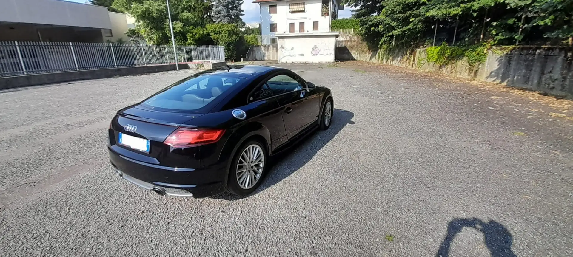 Audi TT Coupe 1.8 tfsi S line s-tronic - 1