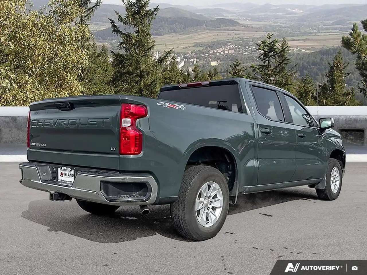 Chevrolet Silverado 1500 снимка Chevrolet Silverado 1500