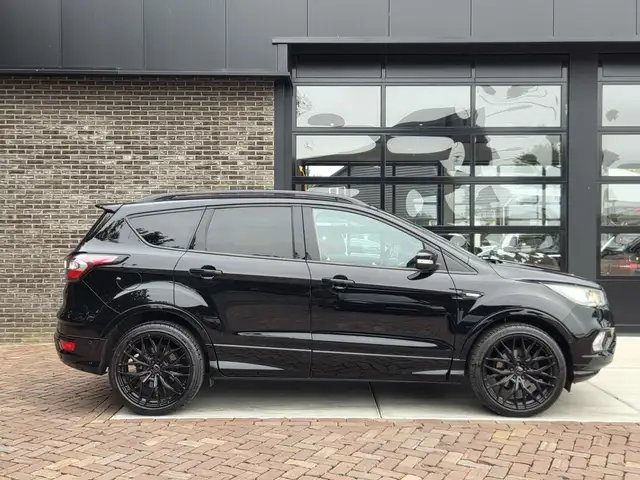 Ford Kuga view 6