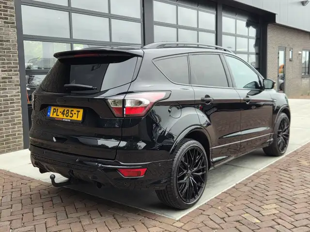 Ford Kuga view 2