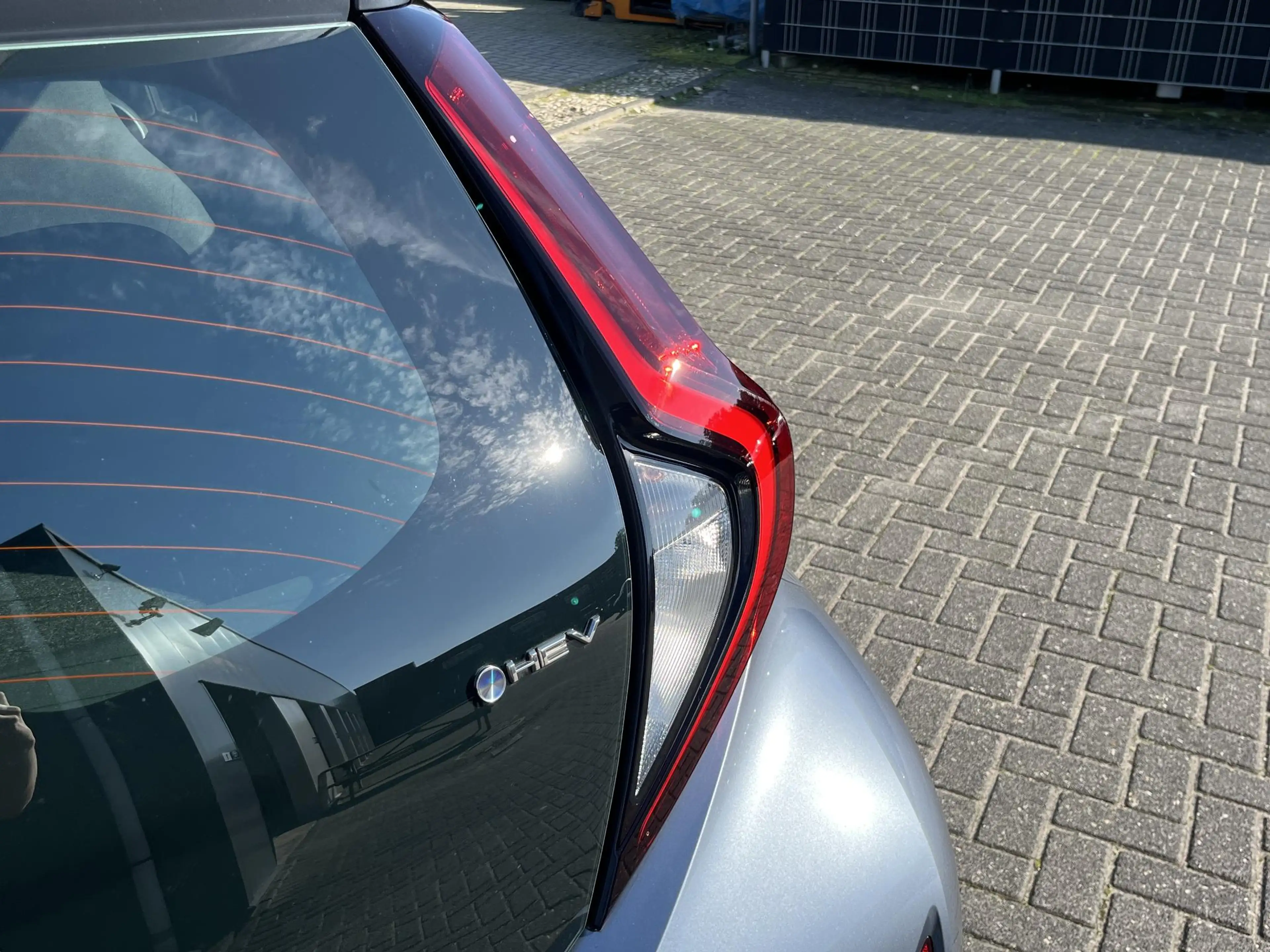 Toyota Aygo X Hybrid 115 play — photo 8