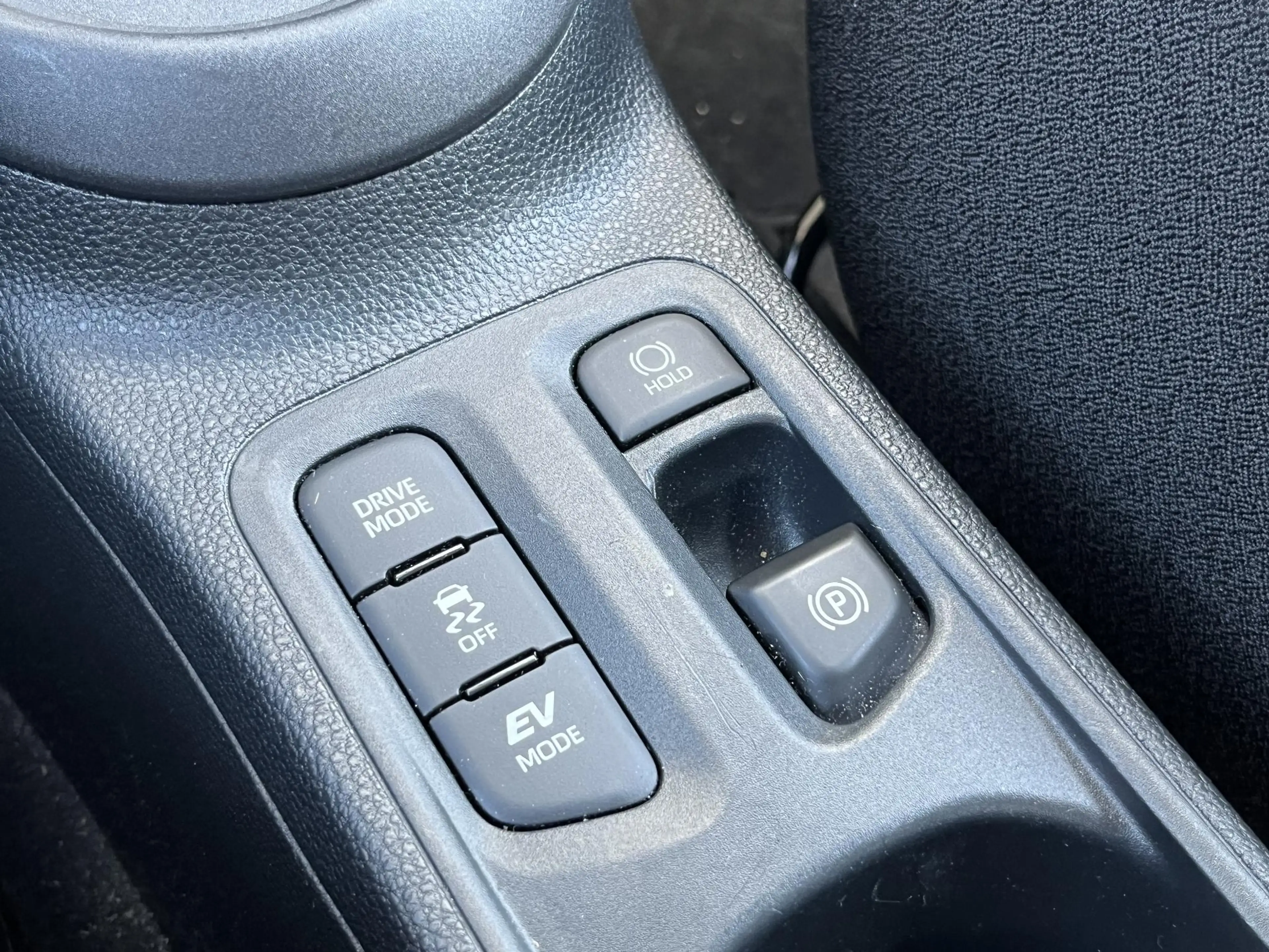 Toyota Aygo X Hybrid 115 play — photo 13