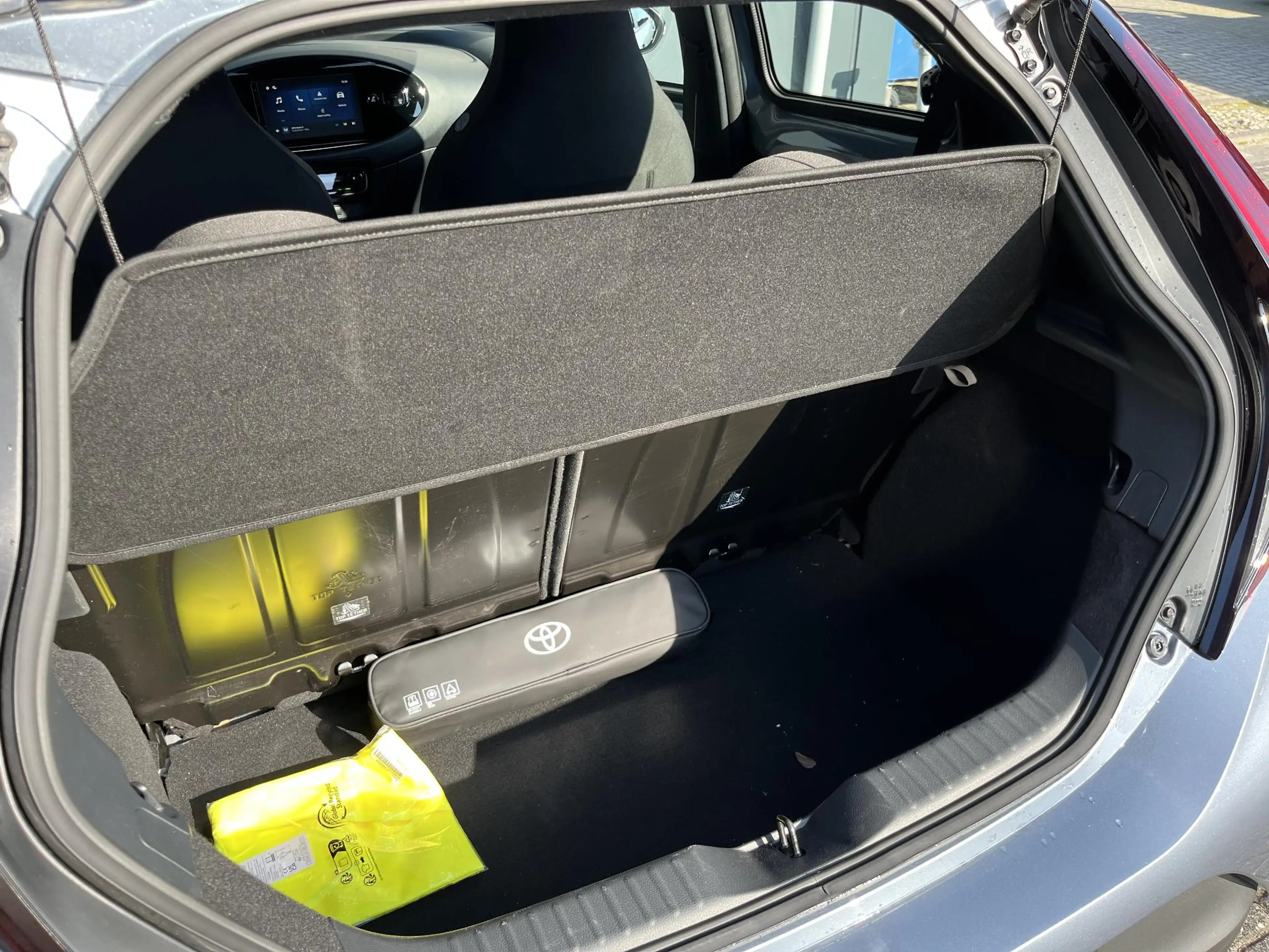 Toyota Aygo X Hybrid 115 play — photo 7