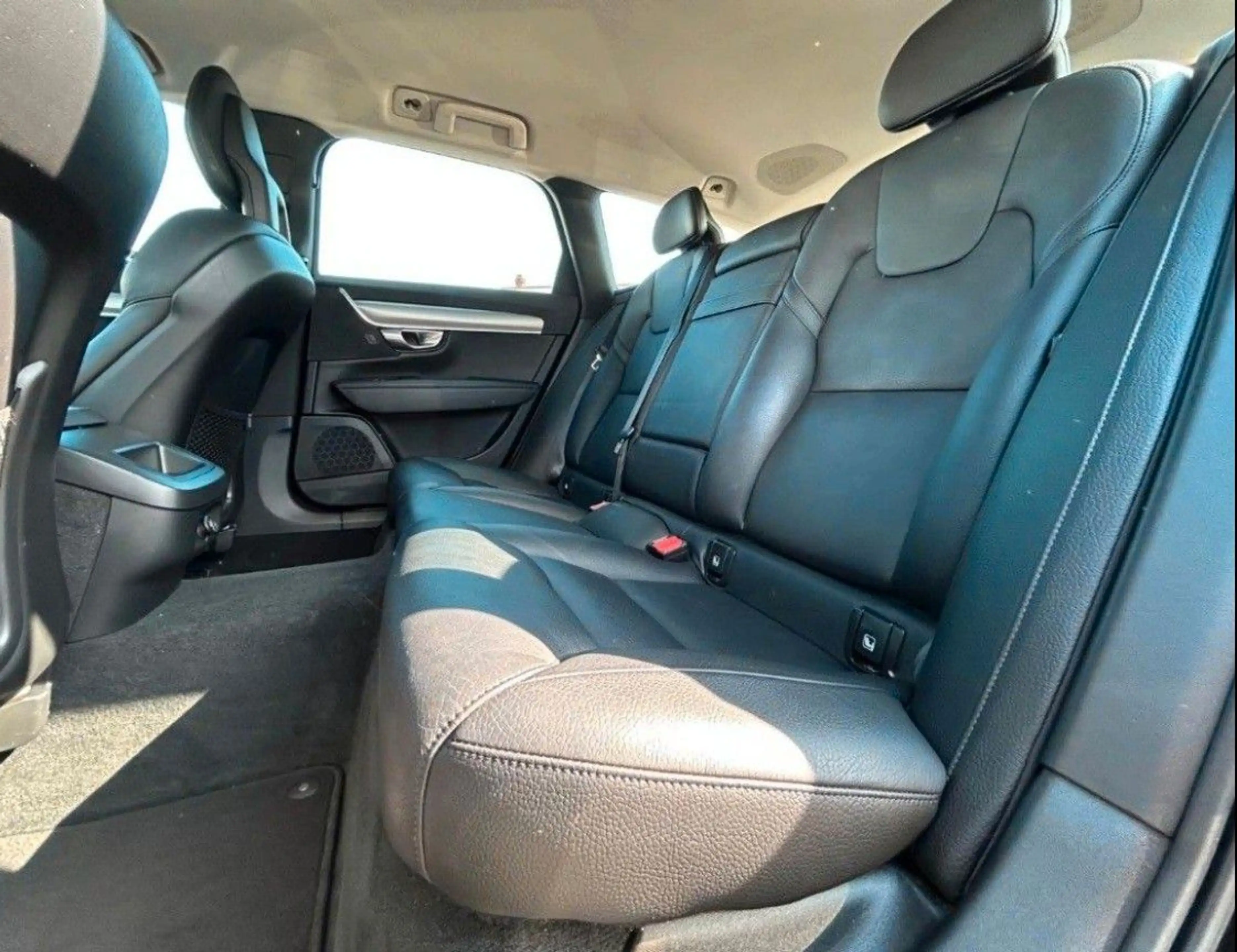 Volvo V90 MOMENTUM MEMORY + LANE ASSIST + AHK — photo 13