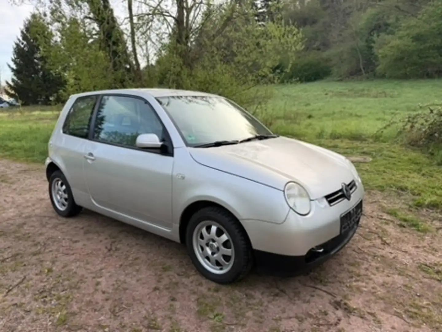 Volkswagen Lupo Lupo 1.4 FSI - Tüv-Asu: 11-2027 - Automatik - Plateado - 2