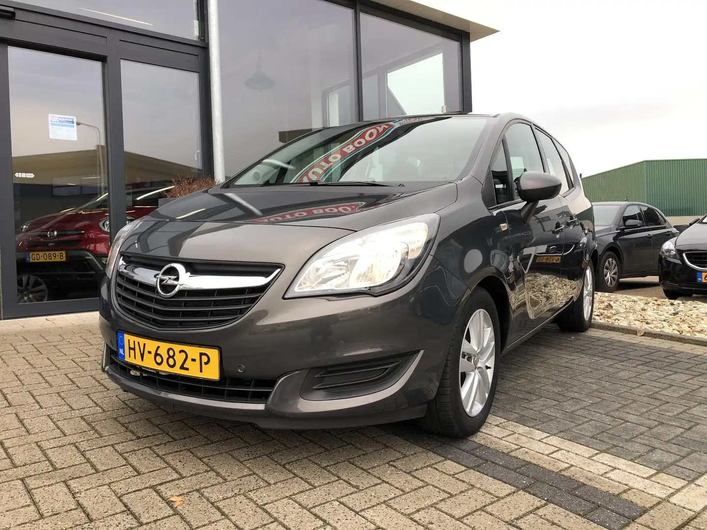 Opel Meriva 1.4T 120PK : NAVI/CLIMA/2xPDC/LMV/ TREKH./MEDIA/BT Gris - 2