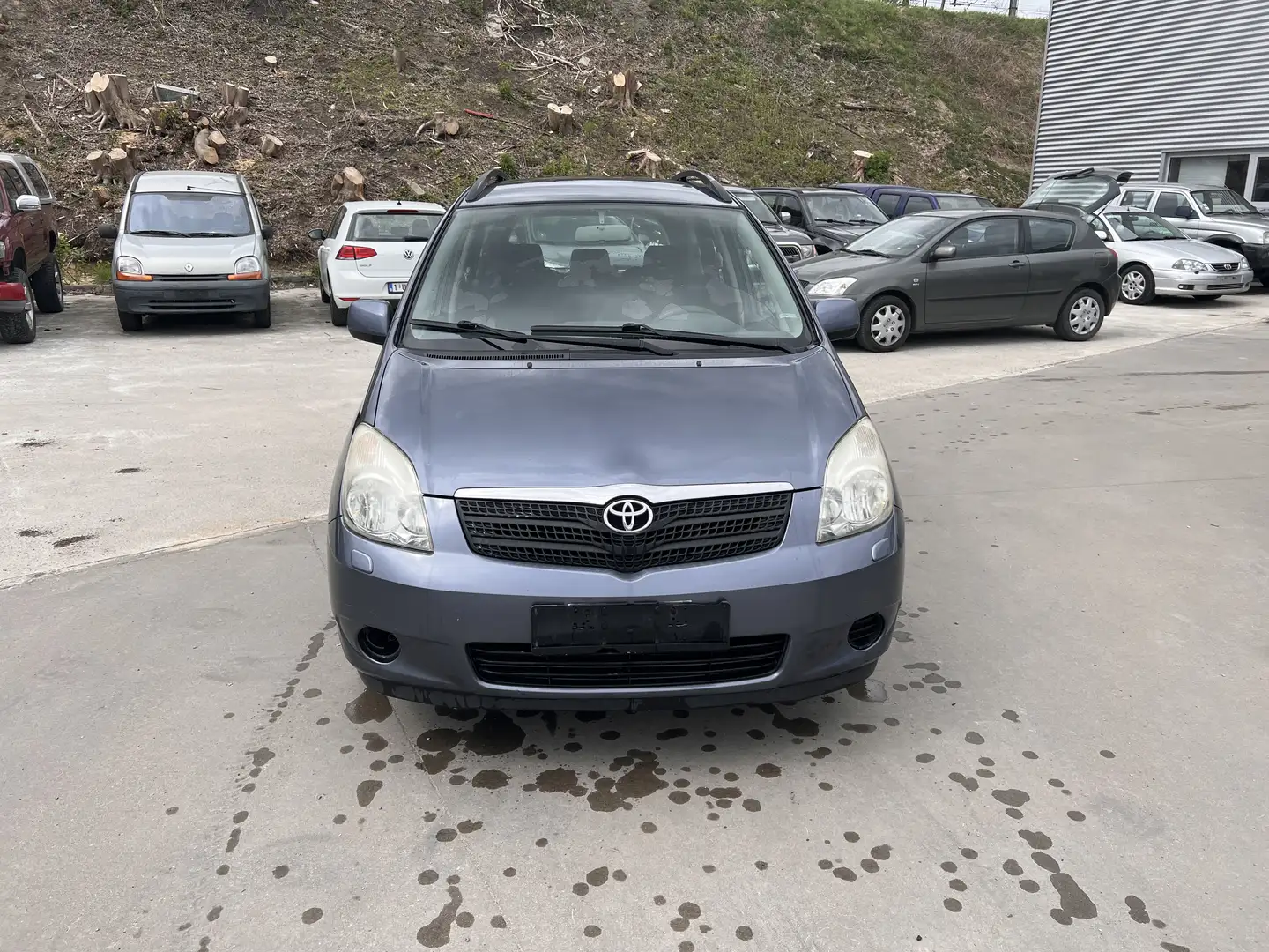 Toyota Corolla Verso 1.6i VVT-i 16v Linea Luna Gris - 1