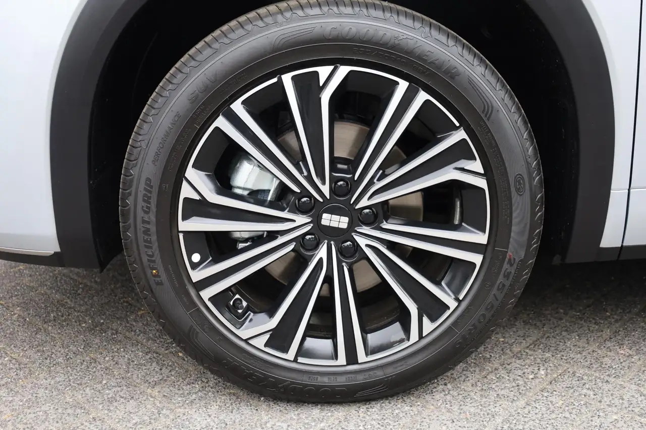 Geely Starray EM-i 2026
