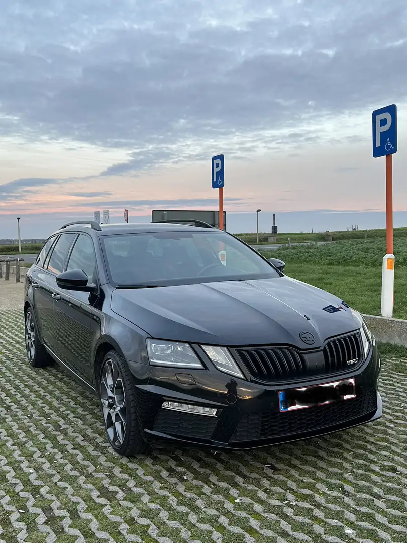 Skoda Octavia Combi 2.0 TSI DSG RS - 1