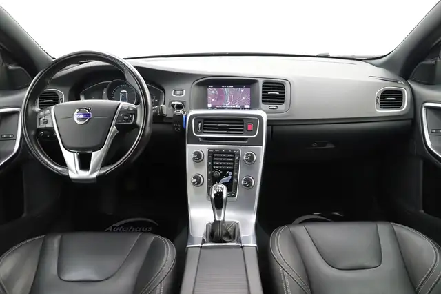 Volvo S60 view 13