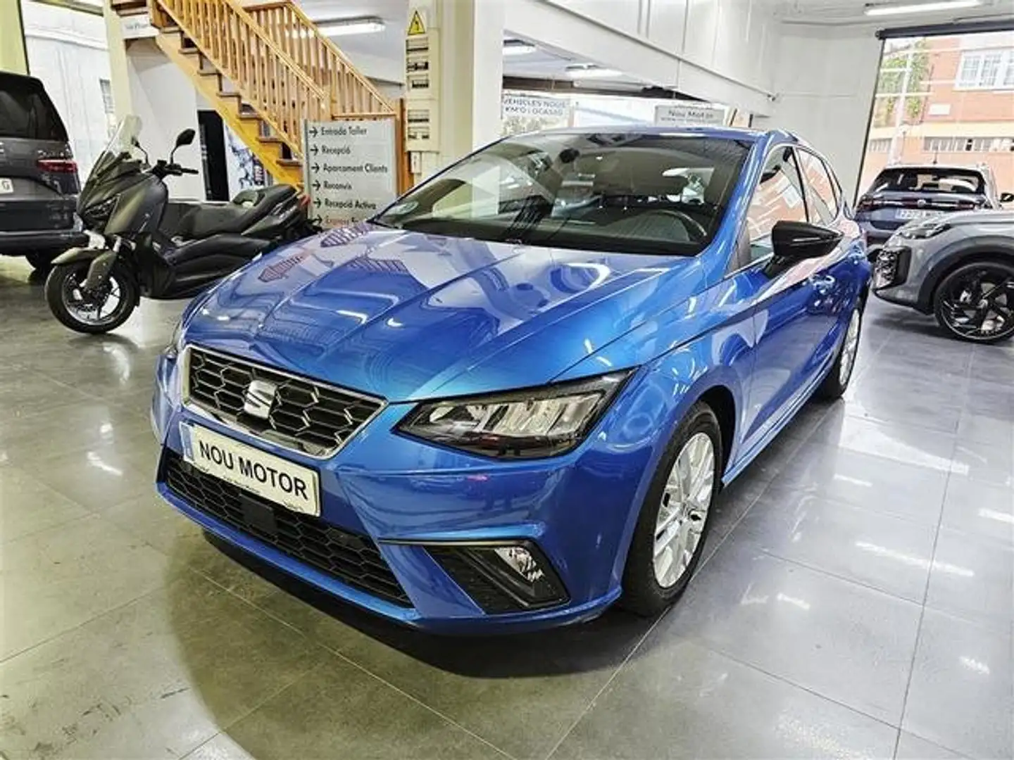 SEAT Ibiza 1.0 TSI S&S FR XS 115 Azul - 1