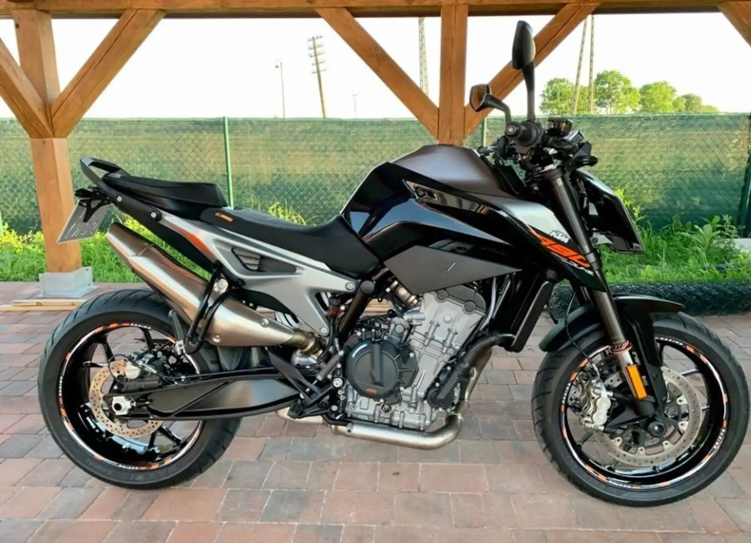 KTM 790 Duke Negro - 1