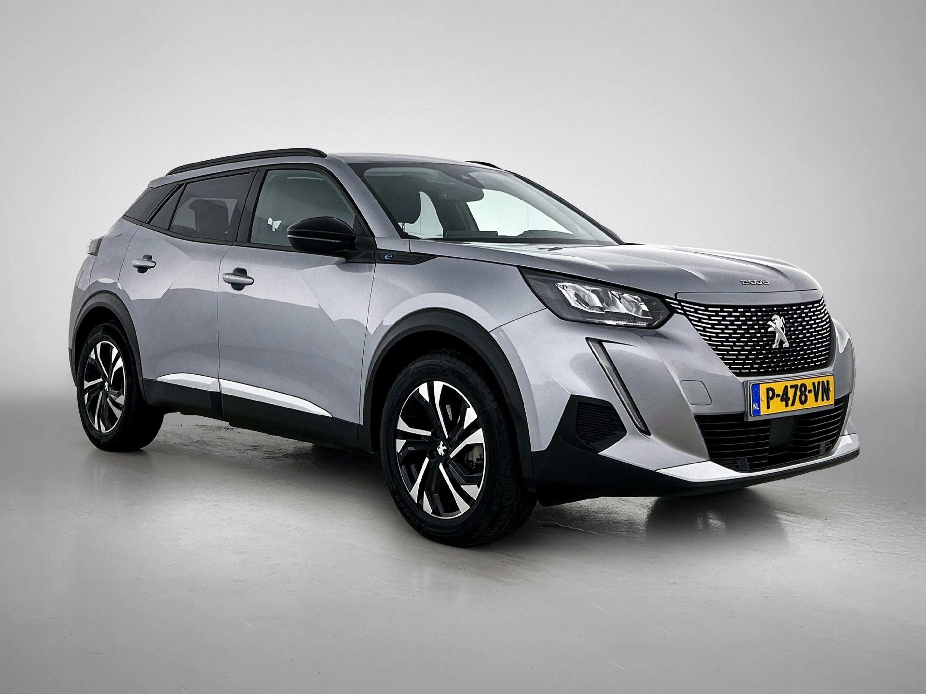Peugeot e-2008 SUV EV Allure 50 kWh 136pk | Navigatie | Climate C — photo 9
