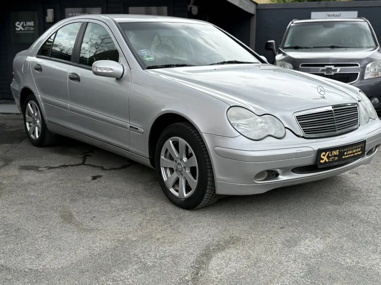 Mercedes-Benz C 180