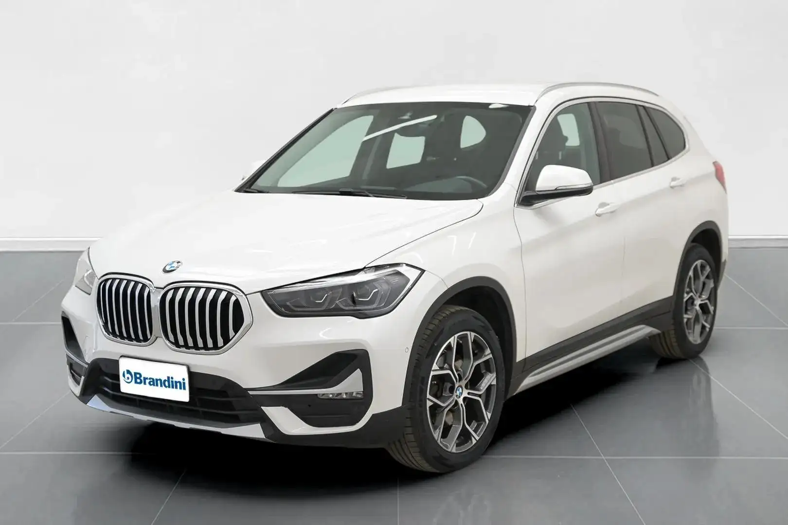 BMW X1 sdrive18d xLine auto Bianco - 1