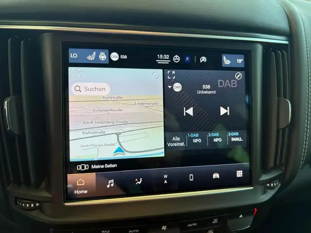 Maserati Levante view 11