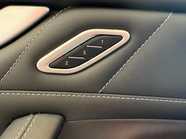 Maserati Levante view 15