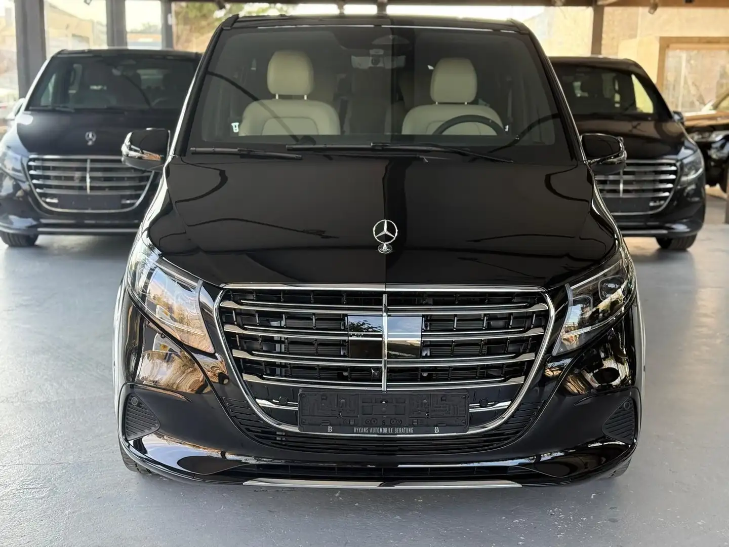 Mercedes-Benz V 300 V300 4M EXCLUSI-EDITION EXTR-AIRMATIC VIP-PRO25 Nero - 1