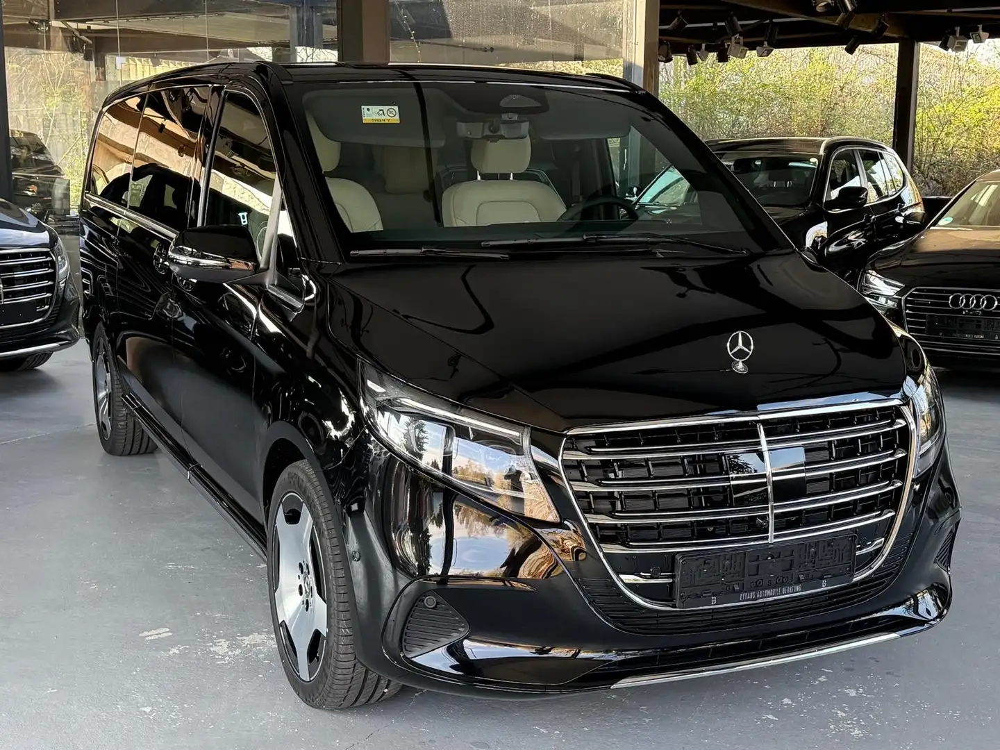 Mercedes-Benz V 300 V300 4M EXCLUSI-EDITION EXTR-AIRMATIC VIP-PRO25 Nero - 2
