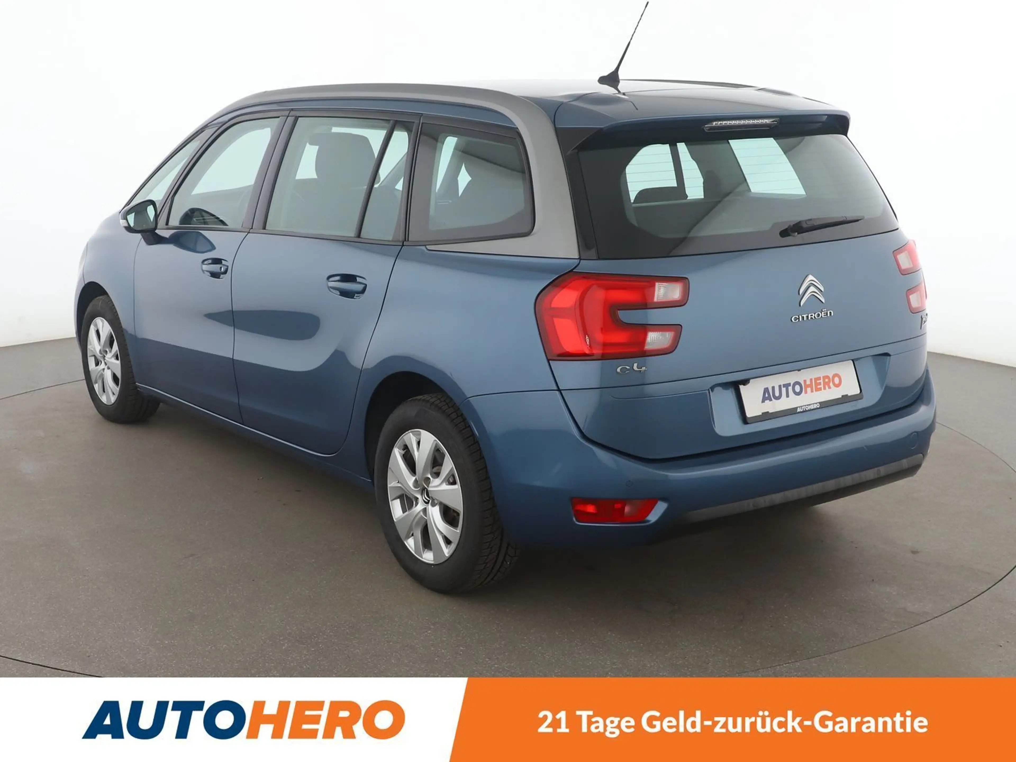 Citroen C4 Picasso 1.2 PureTech Selection*NAVI*TEMPO*CAM*PDC*SHZ* — photo 4