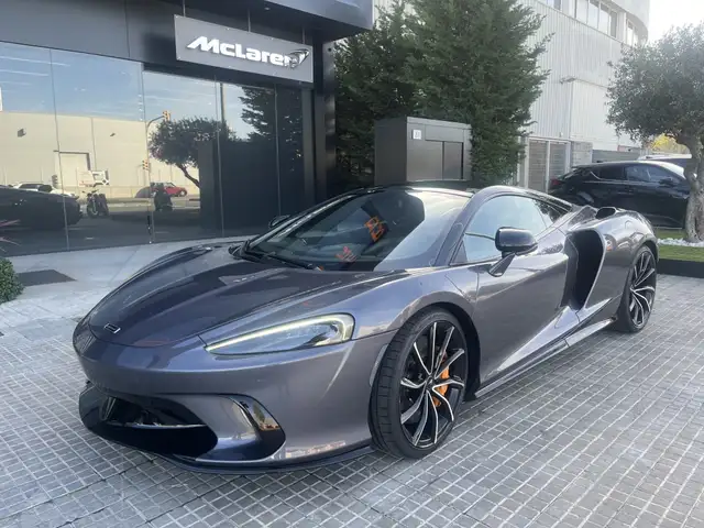 McLaren GT GTS