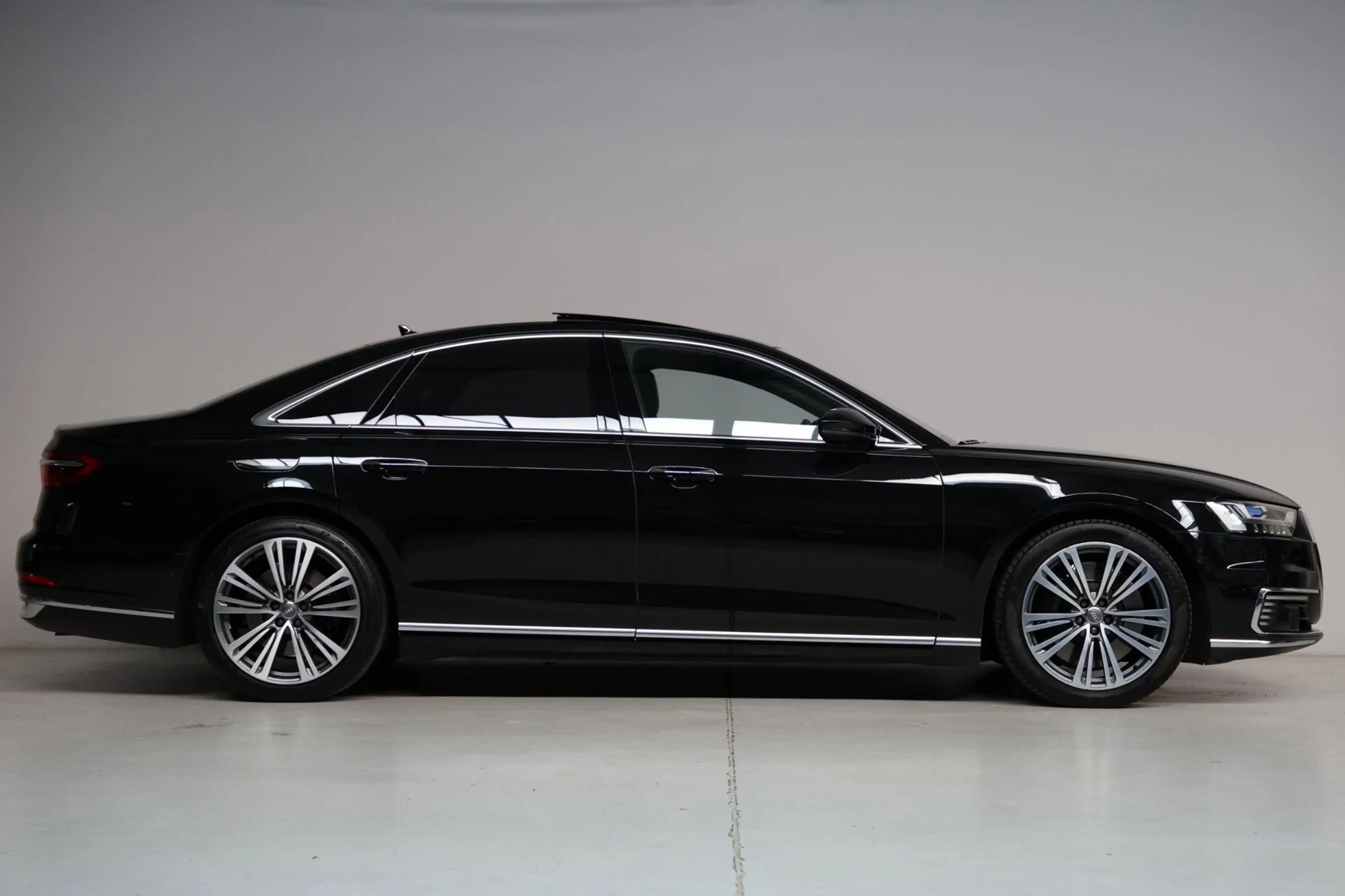 Audi A8 60 TFSI e Quattro | massage v+a | nachtzicht | 4WS — photo 10