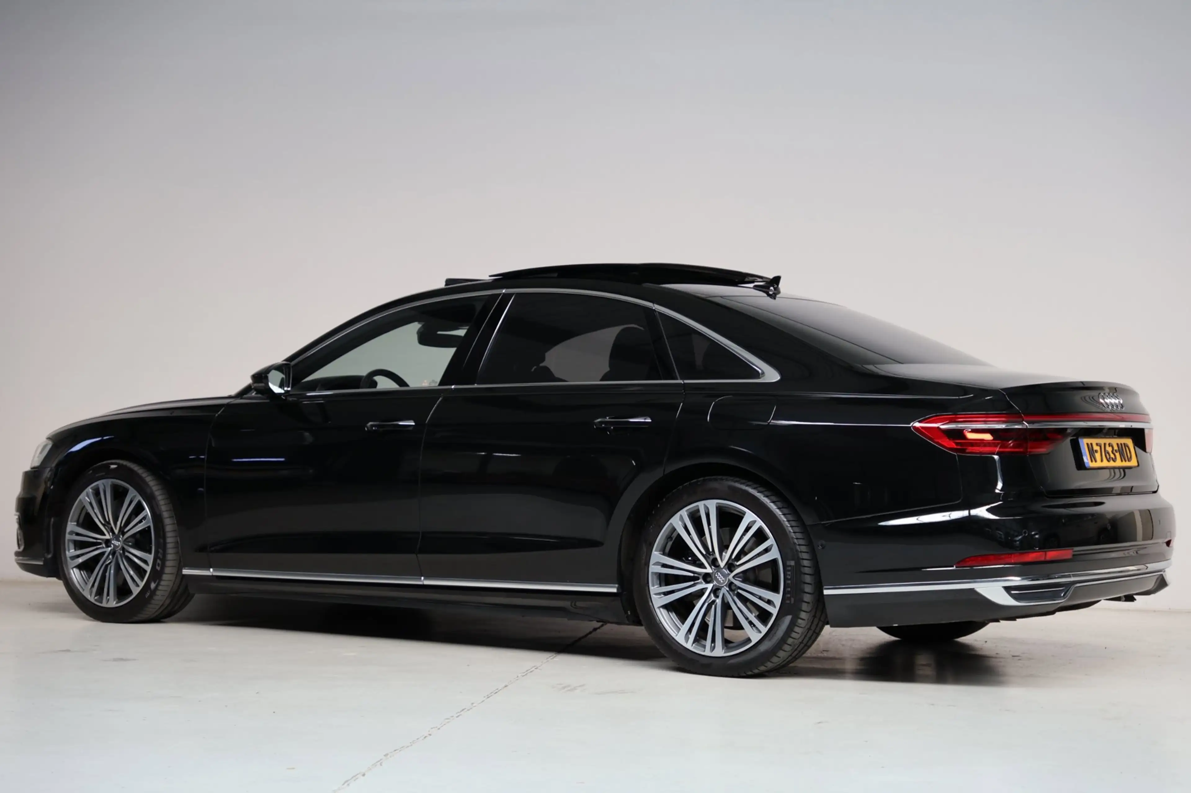Audi A8 60 TFSI e Quattro | massage v+a | nachtzicht | 4WS — photo 18