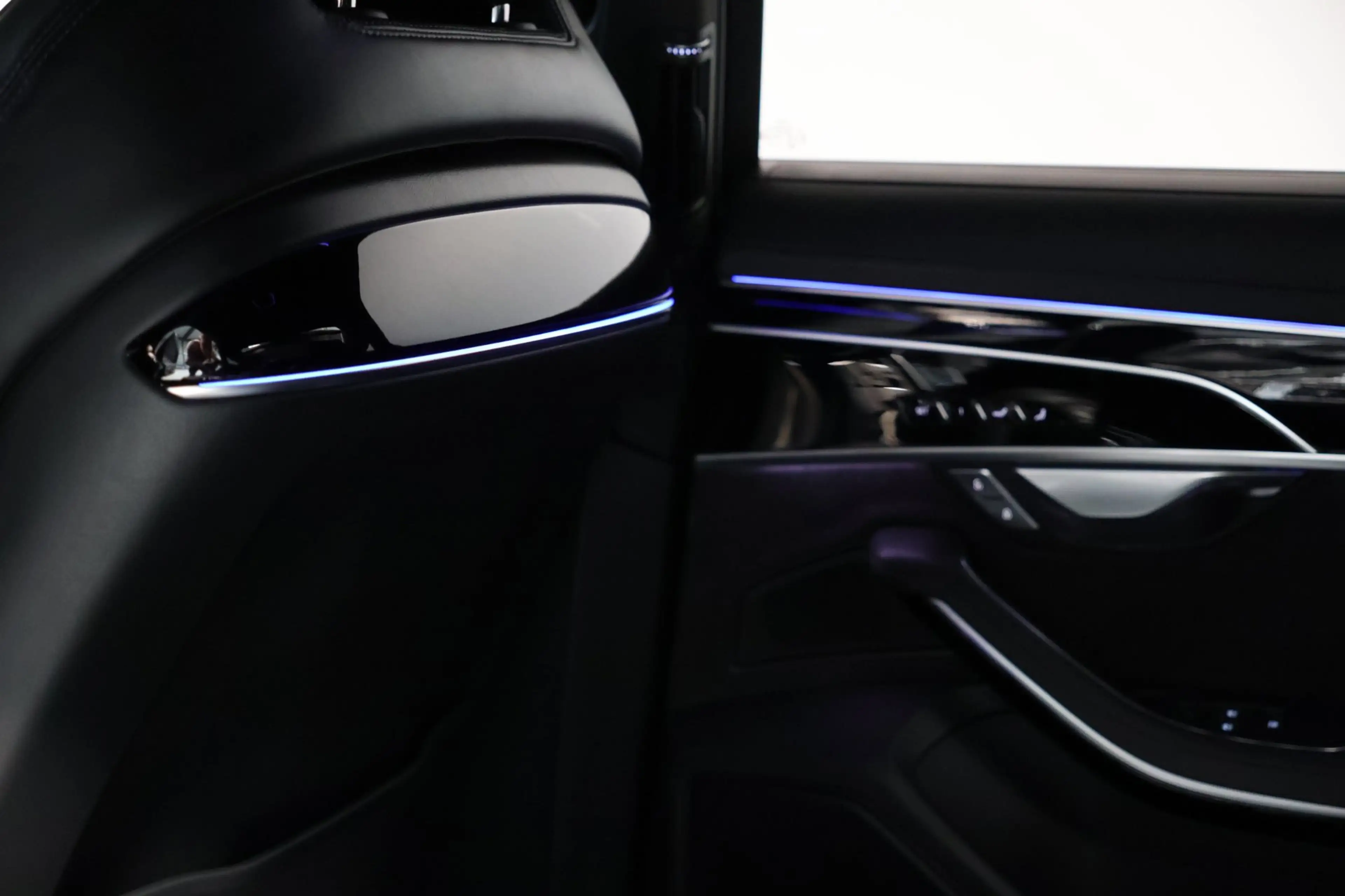 Audi A8 60 TFSI e Quattro | massage v+a | nachtzicht | 4WS — photo 32