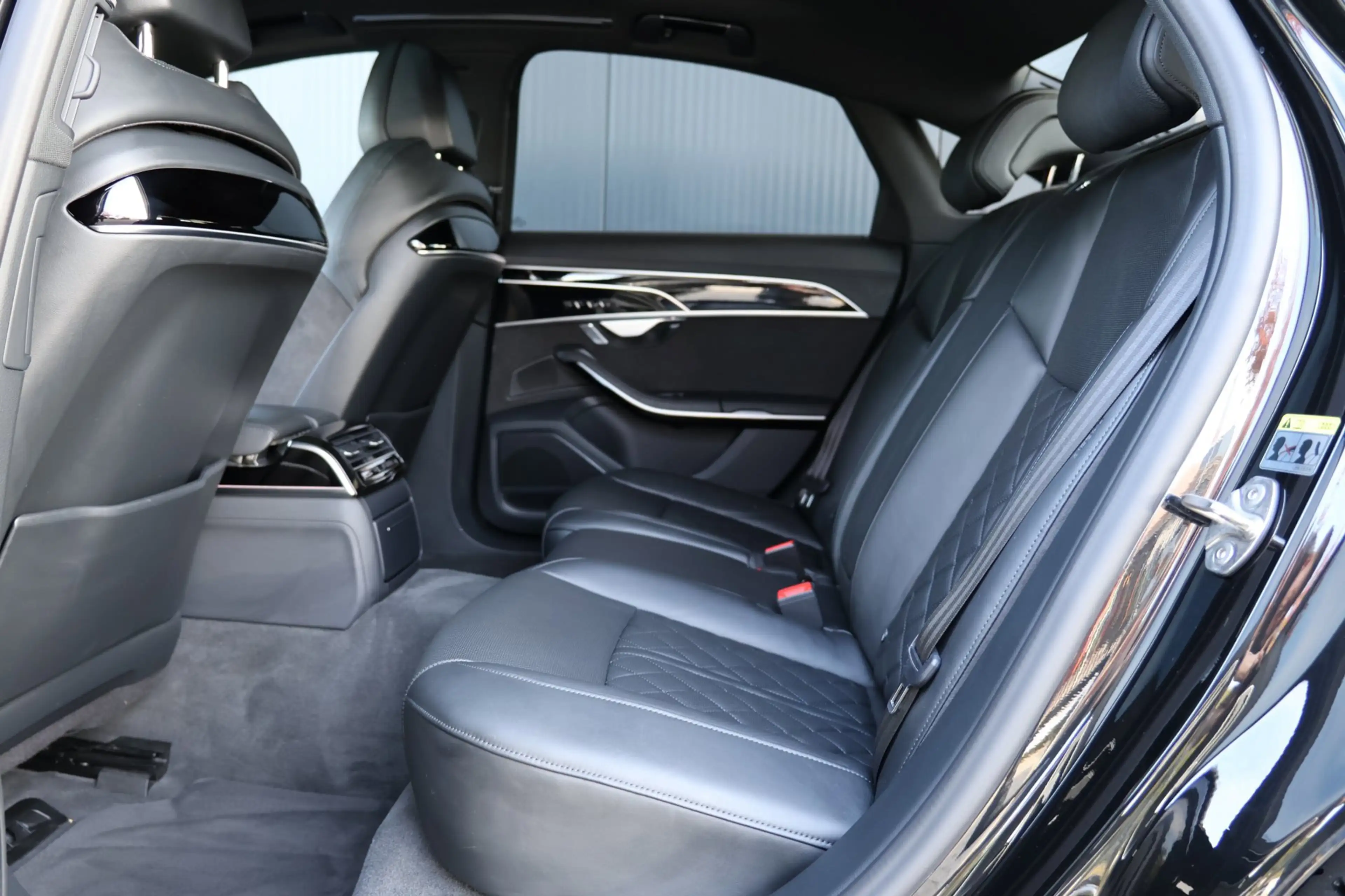 Audi A8 60 TFSI e Quattro | massage v+a | nachtzicht | 4WS — photo 29