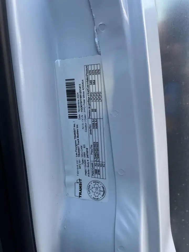 GMC Savana 3500 снимка GMC Savana 3500