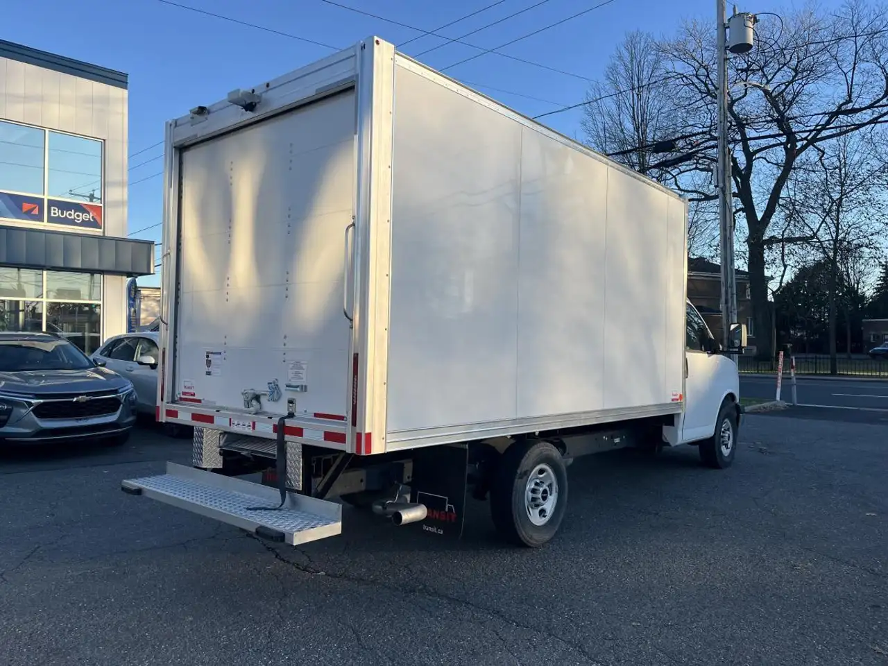 GMC Savana 3500 снимка GMC Savana 3500