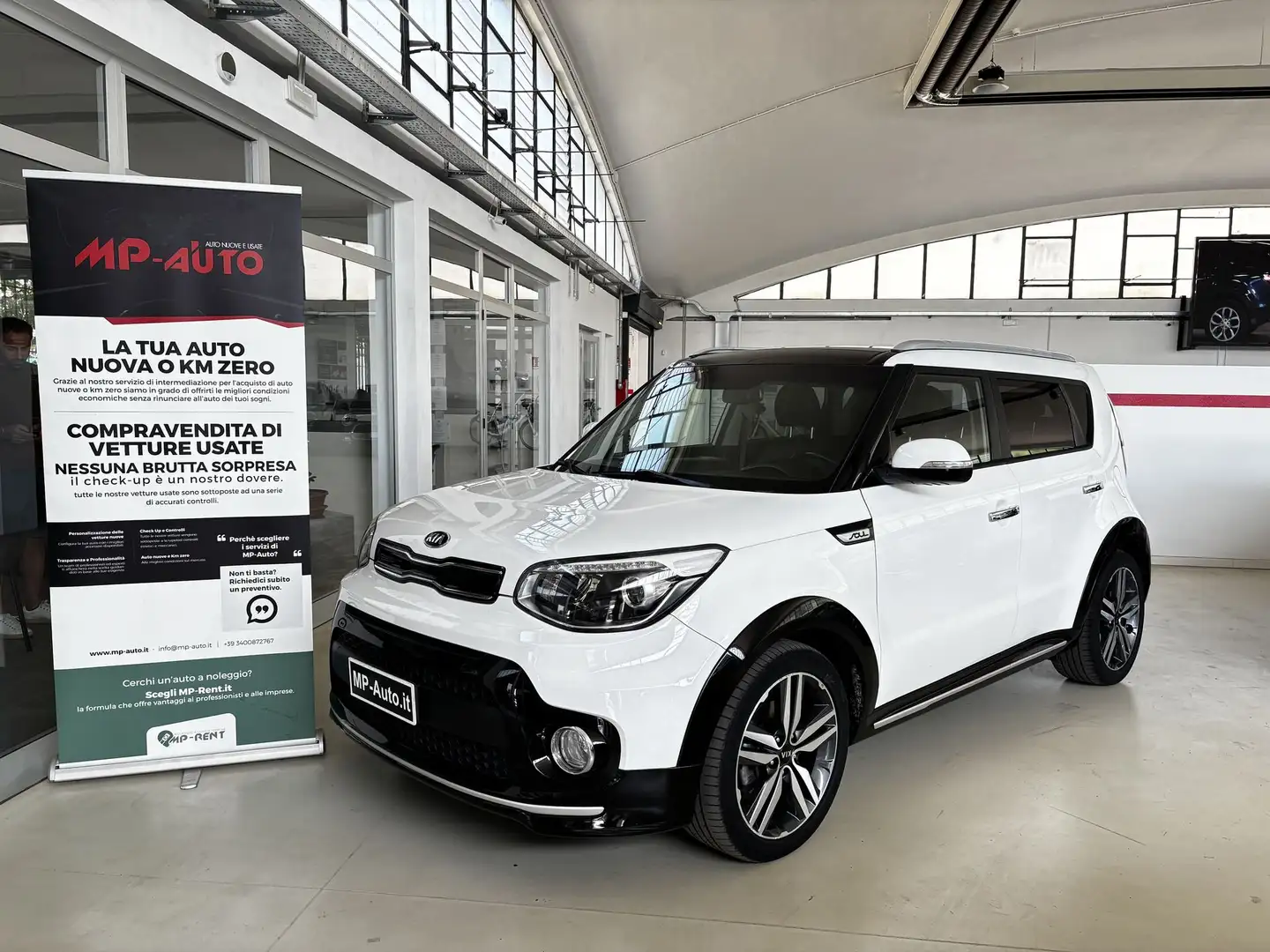 Kia Soul 1.6 CRDi AUTOMATICA TETTO APRIBILE tua a 287,00 Blanc - 1