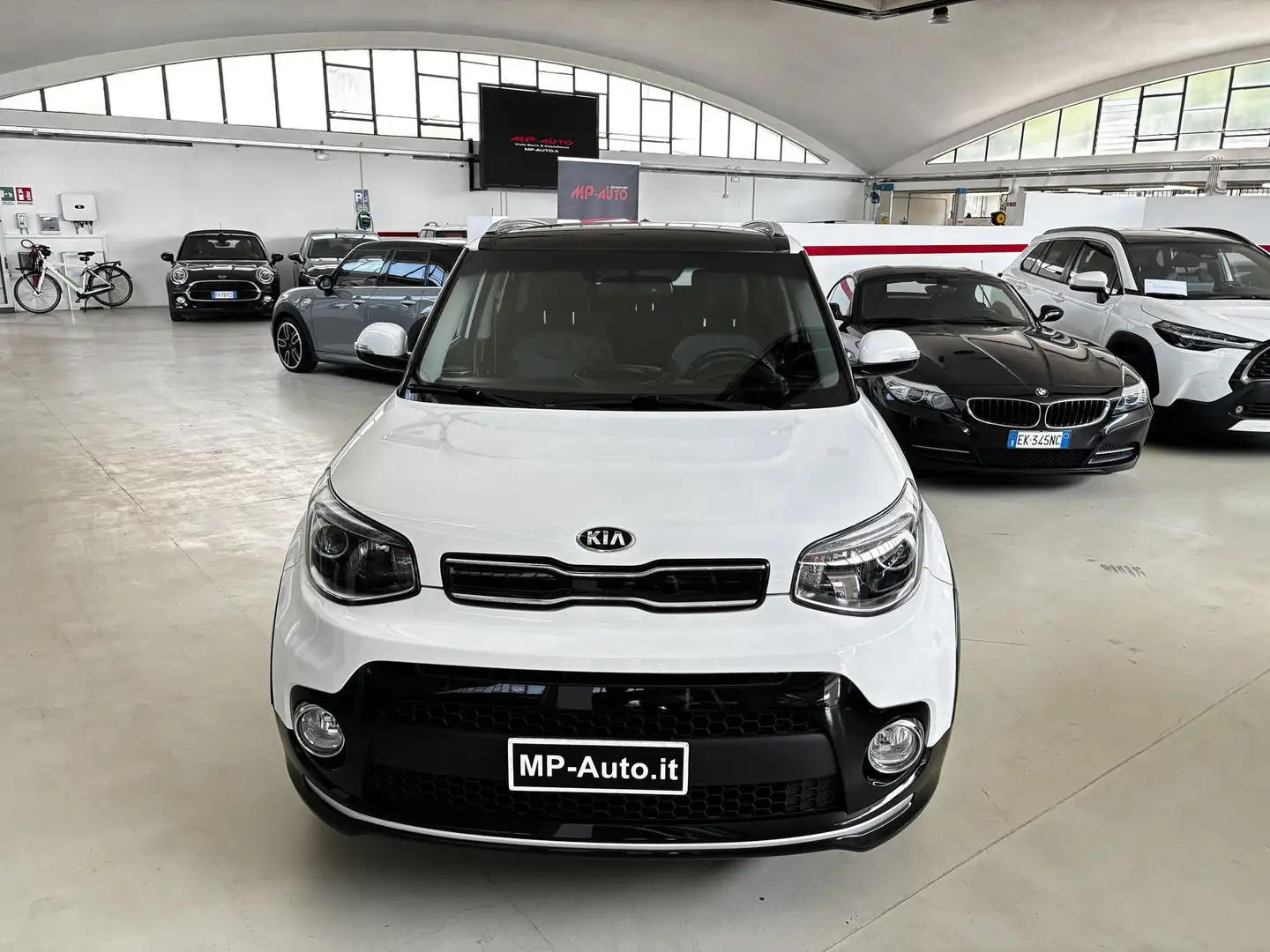 Kia Soul 1.6 CRDi AUTOMATICA TETTO APRIBILE tua a 287,00 Blanc - 2