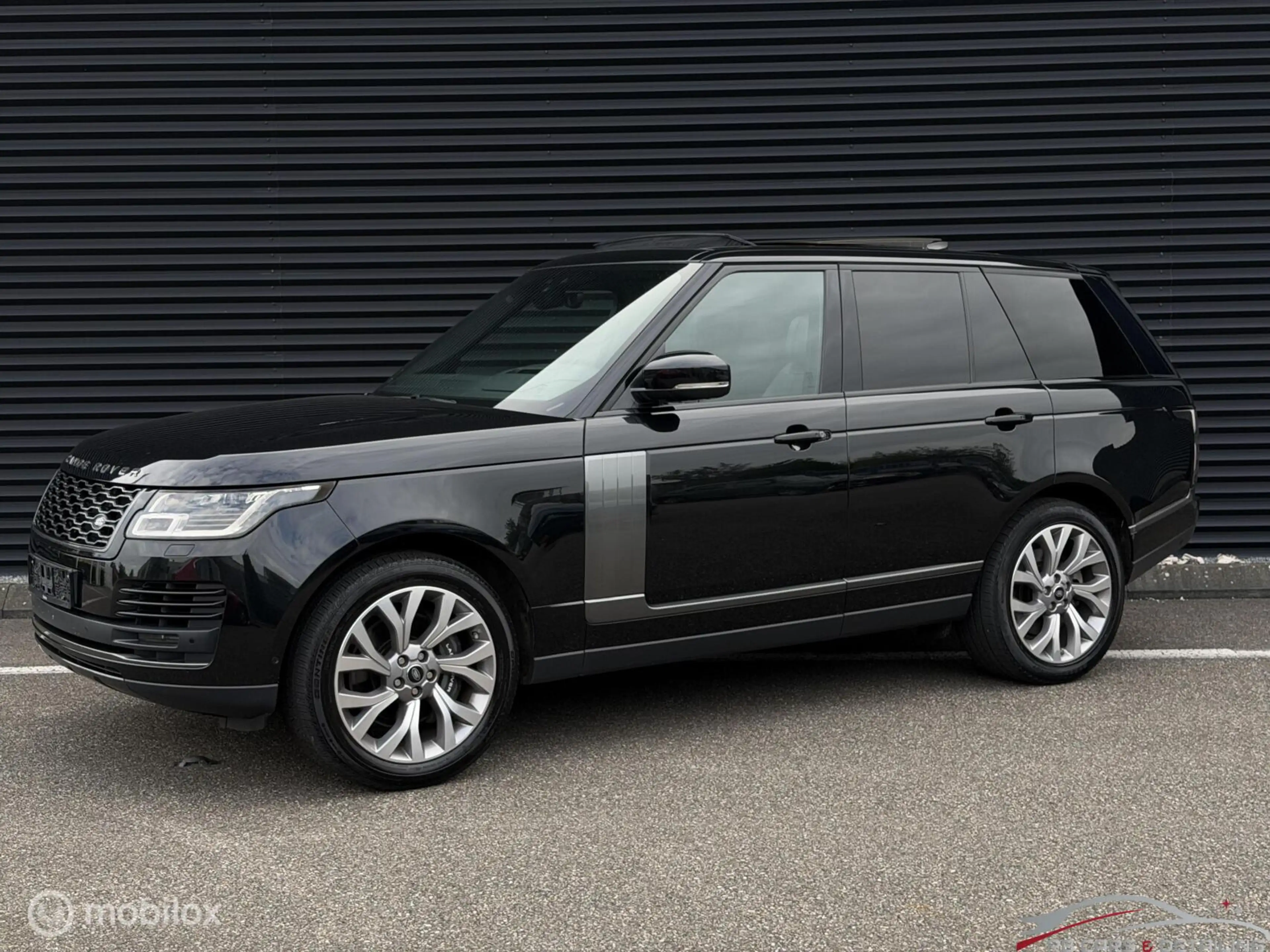 Land Rover Range Rover 4.4 SDV8 Vogue — photo 7
