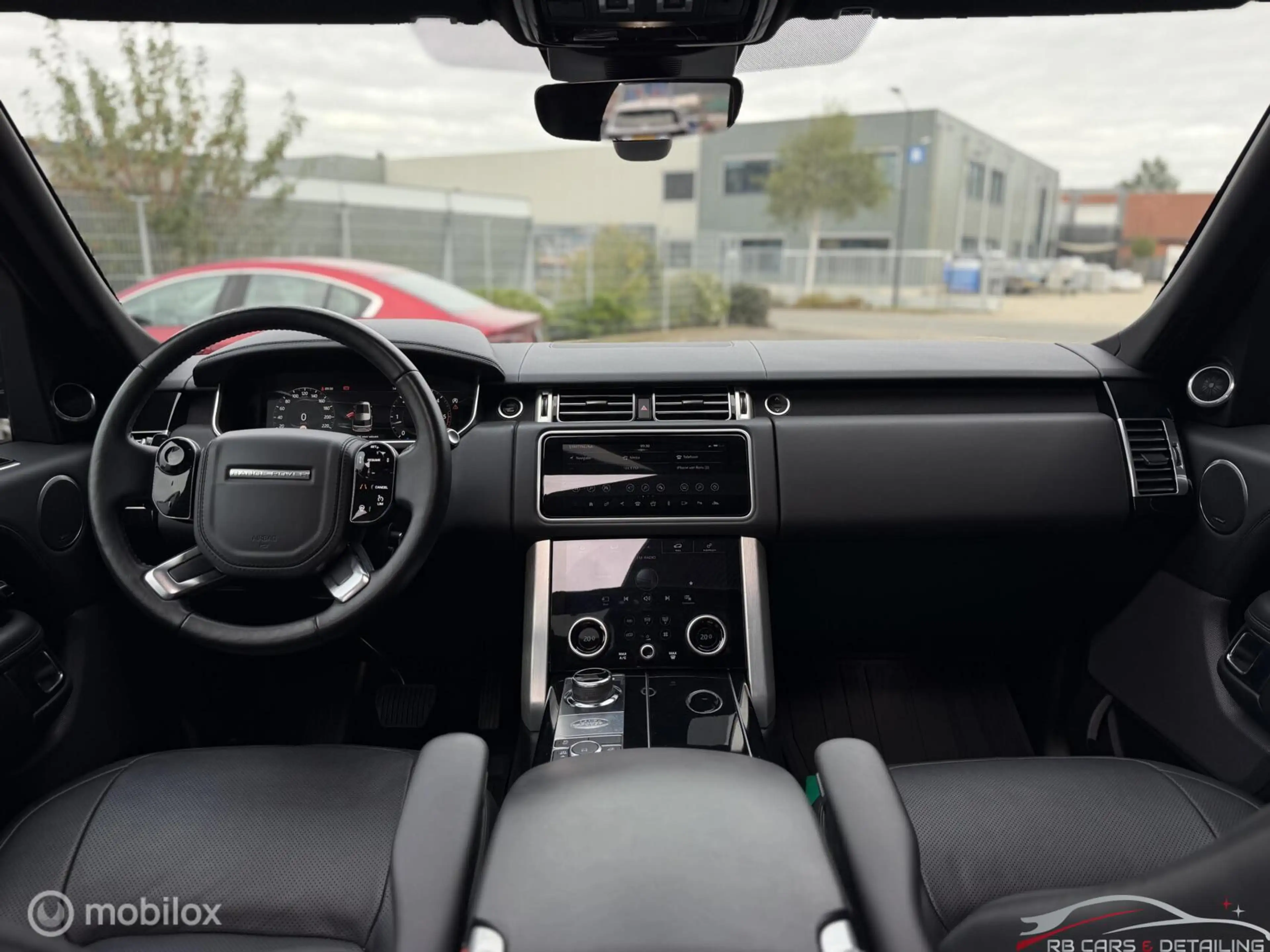 Land Rover Range Rover 4.4 SDV8 Vogue — photo 10