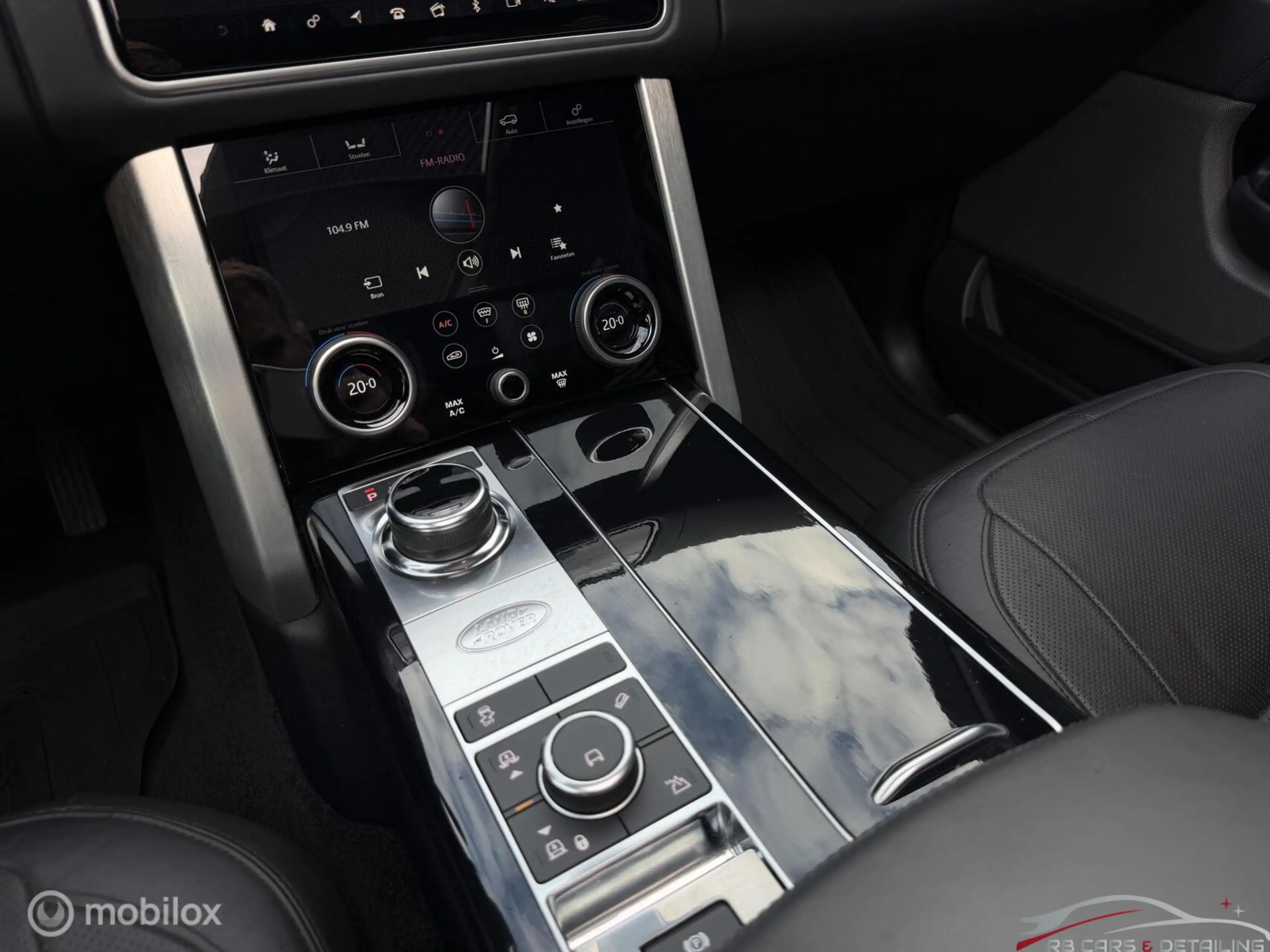 Land Rover Range Rover 4.4 SDV8 Vogue — photo 12